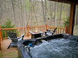 Beary Cozy Luxury Couples Retreat in Hocking Hills
