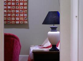 Across Country Club Hotel & Suites Karpenisi，位于Esokhória的酒店