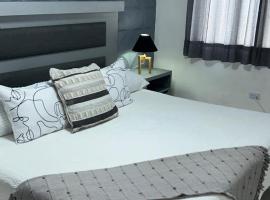 Home!，位于阿瓜斯卡连特斯的酒店