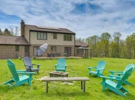 Lush & Secluded Family Getaway in Woodbine
