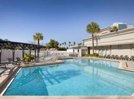 Courtyard by Marriott across Universal Orlando，位于奥兰多的酒店