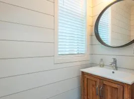 Lake Walk Cottage