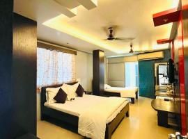 Hotel MK，位于Ratlām的酒店