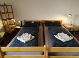 Zimmer 13
