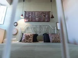 Almond Suite