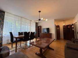 Altmodische 3 Zimmer Wohnung，位于蒙海姆的酒店