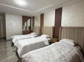 Chambre Triple Séjour Confortable à Berkane