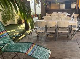 Hotel Luxi，位于普拉亚阿苏尔的酒店