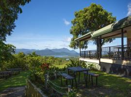 Vista Hinchinbrook，位于卡德韦尔的酒店