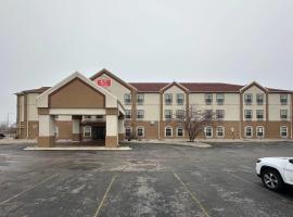Econo Lodge Inn & Suites，位于Monee的酒店