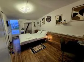 Wood Nest Home