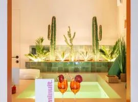 minuit - Love Room avec jacuzzi privatif et hammam Marseille Aix
