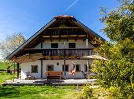 Ferienhaus im Bayerischen Wald - "Lindensalettl" mit Garten und Terrasse