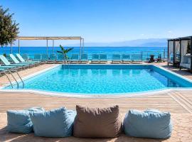 Agnes Beach Hotel Apartments，位于卡沃斯的酒店