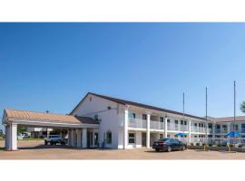 Studio 6-Bryan, TX - University Area，位于布赖恩的酒店
