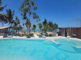 Sunrio Beach Hotel Sichon，位于Ban Plai Thon的酒店