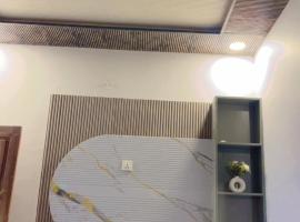 Samay Empire hotel & banquets，位于Rewa的酒店