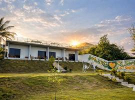 ธารา-คีรี -Tara-Kheree Sky Camp Baankha，位于Ban Kha的酒店