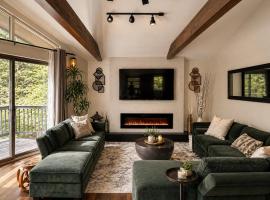 Zen Spa Oasis Retreat Sauna/Hotub/Firepit/Fun/Gameroom，位于Blakeslee的酒店