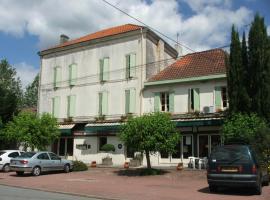 Hôtel de France，位于Saint-Aigulin的酒店