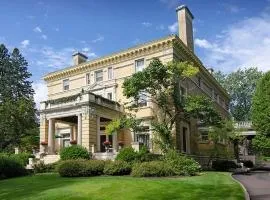 Historic Cotton Mansion by Heirloom Boutique Collection