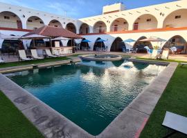 Hotel Hacienda Bugambilias La Paz，位于拉巴斯的酒店