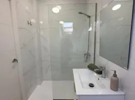 Apartamento abuhardillado a kilometro y medio de la playa 9