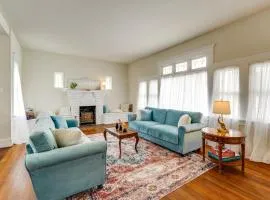 Steps to Main St! Restored Sonora Bungalow w/ Yard