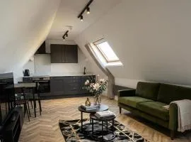 Dippen Hall Countryside Escape - Near Gatwick Airport