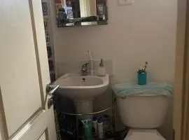 Habitación individual con baño privado