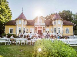 STF Villa Söderåsen B&B，位于Röstånga的酒店