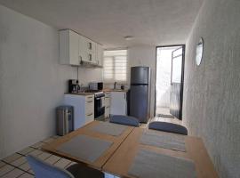 Casa Torremolinos en Coto Privado，位于萨波潘的酒店