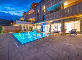 MOUNTAIN HOTEL LUIS inkl Zell am See-Kaprun Sommerkarte，位于卡普伦的酒店