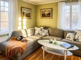 Nice Home In Bergshamra With Wifi