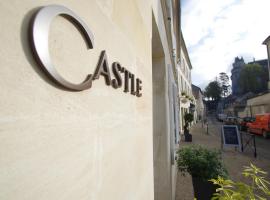 castle，位于皮埃尔丰的酒店