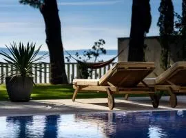 Luxury seafront Villa Castello Split near Old Town with private pool