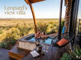 LEOPARD'S VIEW MOUNTAIN VILLA @ Steinheim Game Farm & Camping，位于Prospect的酒店