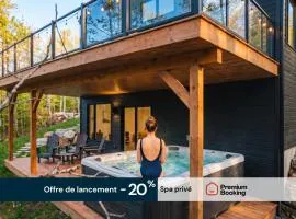 Bellaria Chalet with Private Hot Tub & Mont-Tremblant Escape