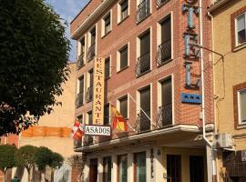 Hotel Vadorrey，位于Roa的酒店