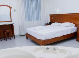 Zentra San José Hotel & Cowork，位于齐克拉约的酒店