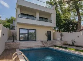 Villa MIO