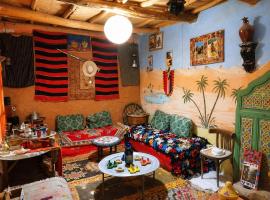 Café nour dar ait ben haddou，位于Taskoukte的酒店