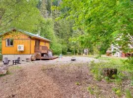 Cle Elum Cabin on the Yakima River!