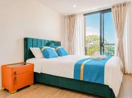 Auburn Studio, Entire Studio with Ensuite toilet and kitchen