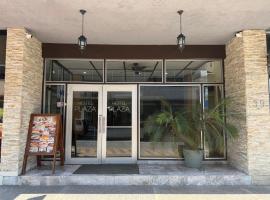 Hotel Plaza，位于图斯潘罗德里格斯卡诺的酒店