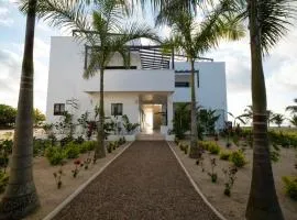 Casa Sur – Oceanfront Villa
