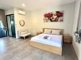 Acqua Rooms & Living