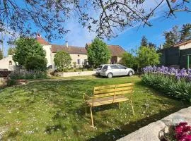 Dans colombier proche de Vichy parking privé