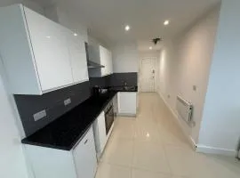 Radstock Road - Room 2