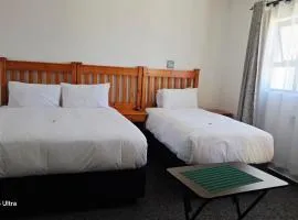 MOHALALITOE B and B